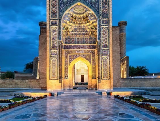 Mavi Hat ile Özbekistan